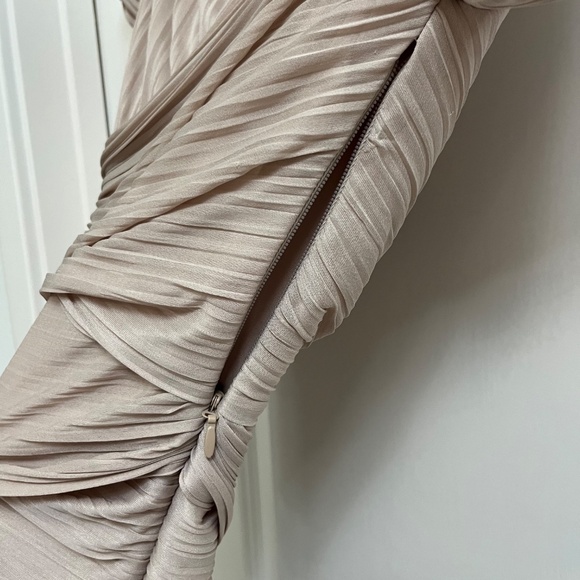 Halston Heritage Taupe Draped Ruched Cocktail Dress Size 6 - Picture 6 of 9